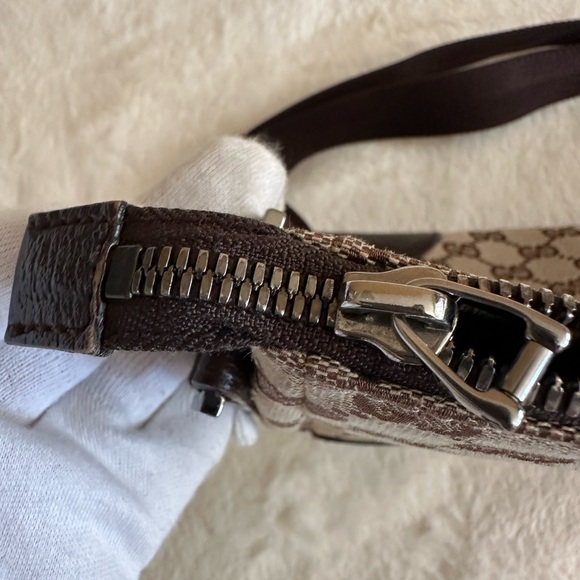 100% Authentic Gucci GG Monogram Canvas Crossbody Bag - Picture 12 of 16